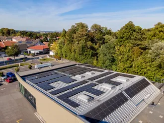 Spar Pottenbrunn - eine Bramac Photovoltaik-Anlage befindet sich am Flachdach