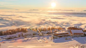 Dieses einzigartige Resort ist Hotel, Spa und Naturoase in einem und liegt im Ski- und Wandergebiet Gerlitzen. 